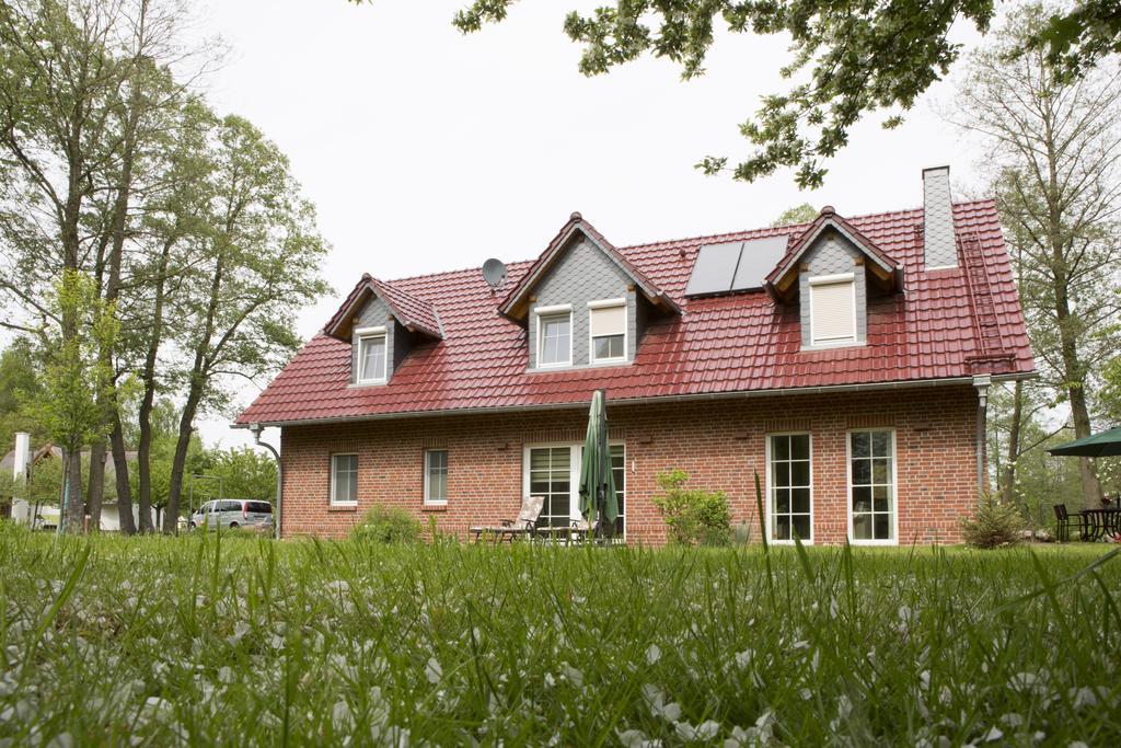 Spreewald Lodge ブルク エクステリア 写真