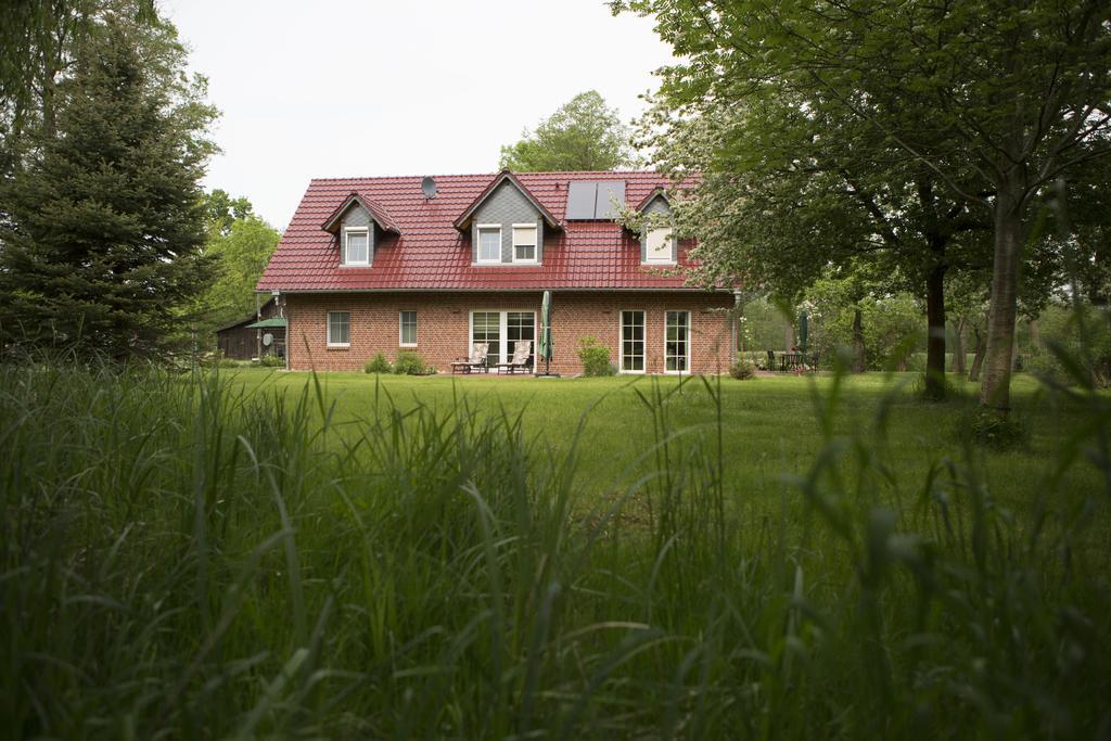 Spreewald Lodge ブルク エクステリア 写真