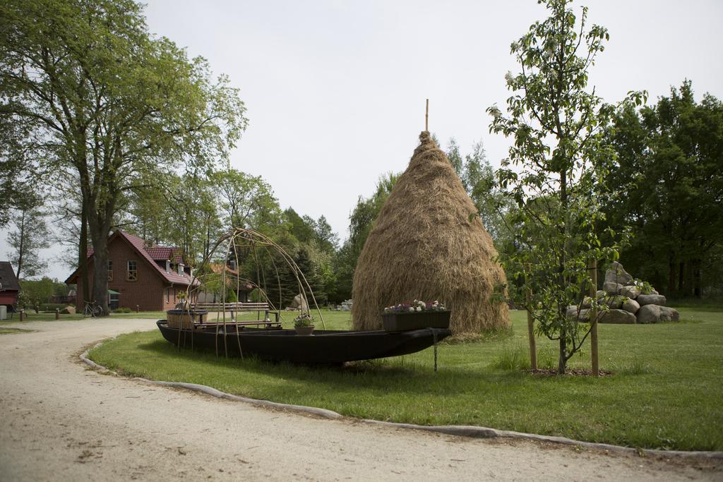 Spreewald Lodge ブルク エクステリア 写真